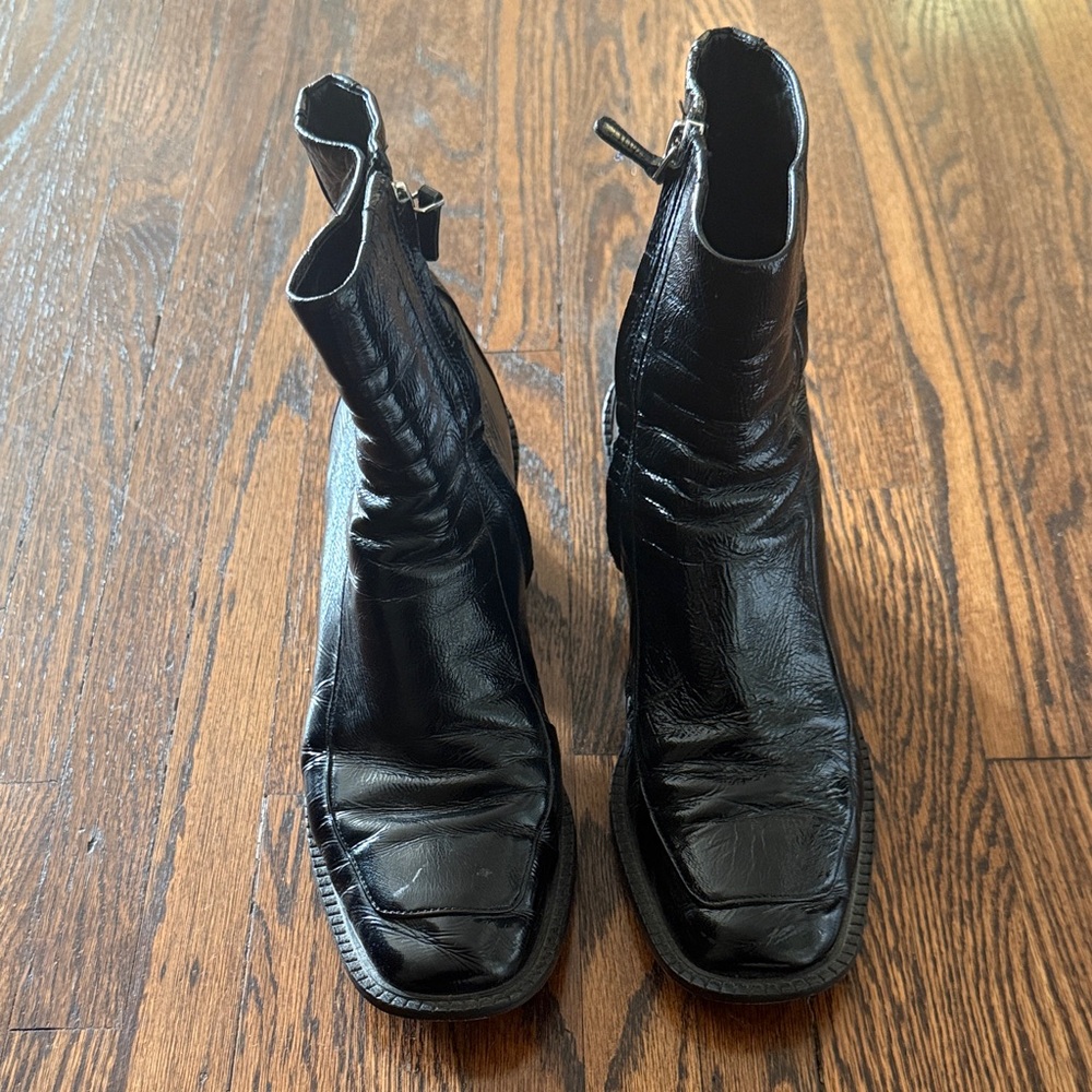 Sandro Glossy Black Ankle Boots